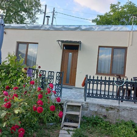 Ana-Maria Bnb Tatev Esterno foto