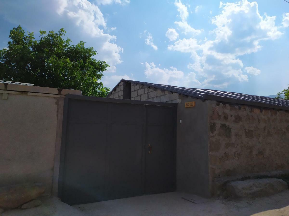 Ana-Maria Bnb Tatev Esterno foto